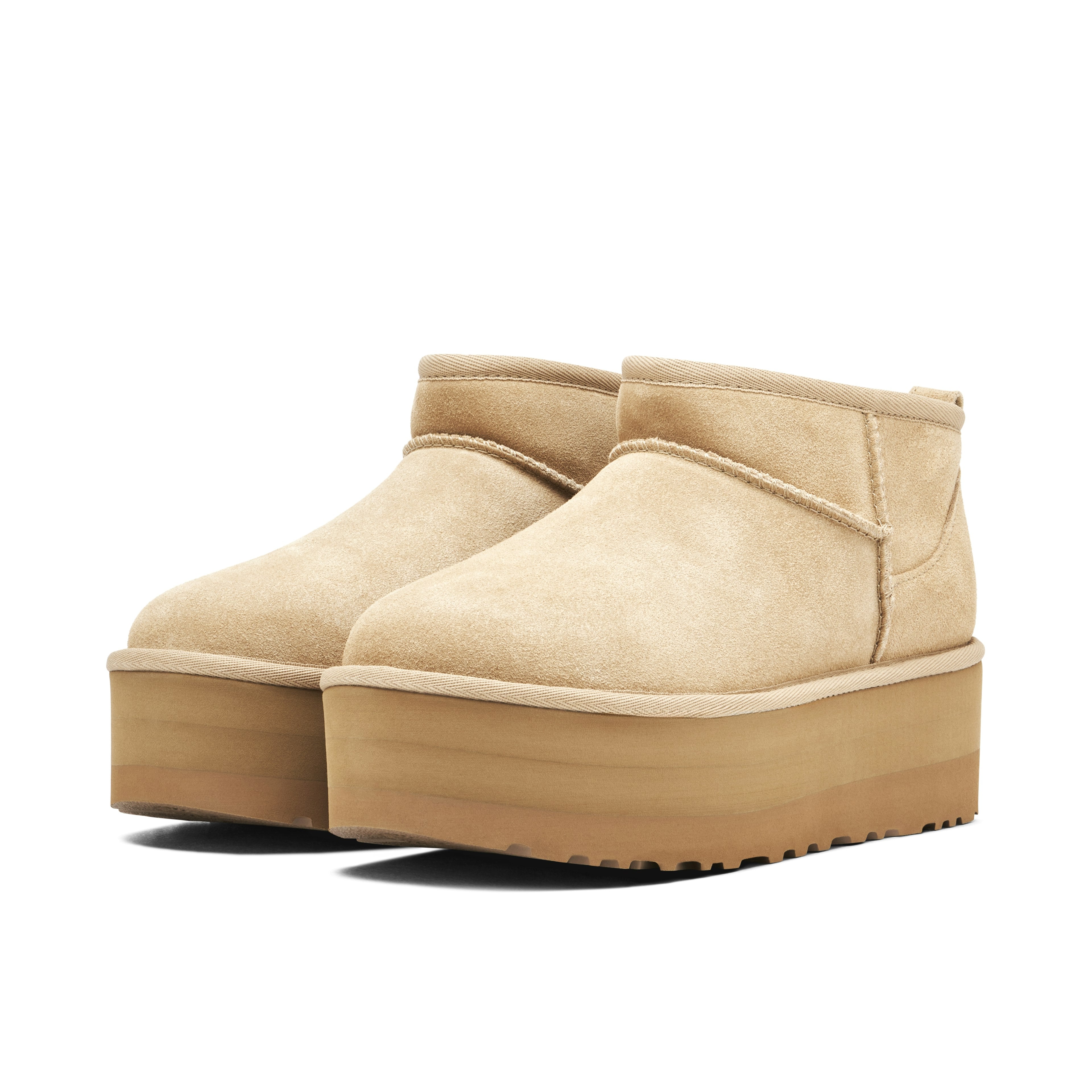 UGG - Classic Ultra Mini Platform Boot Sand Femme